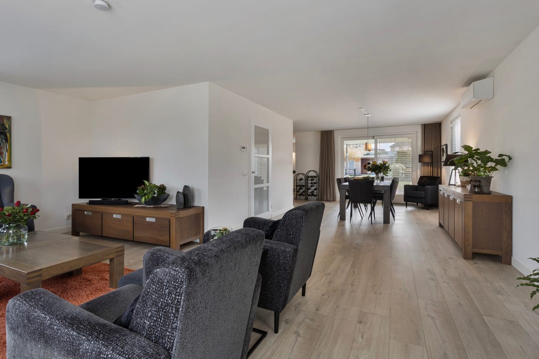 Foto 2 van Weergraaf 17