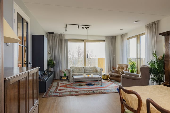 Photo 14 of César Francklaan 101