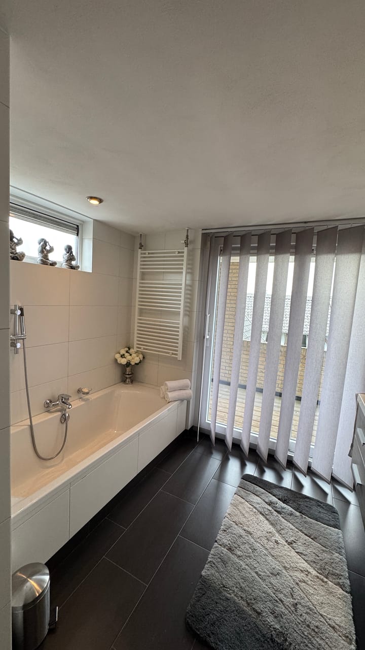 Photo 18 of Boschdijk 926