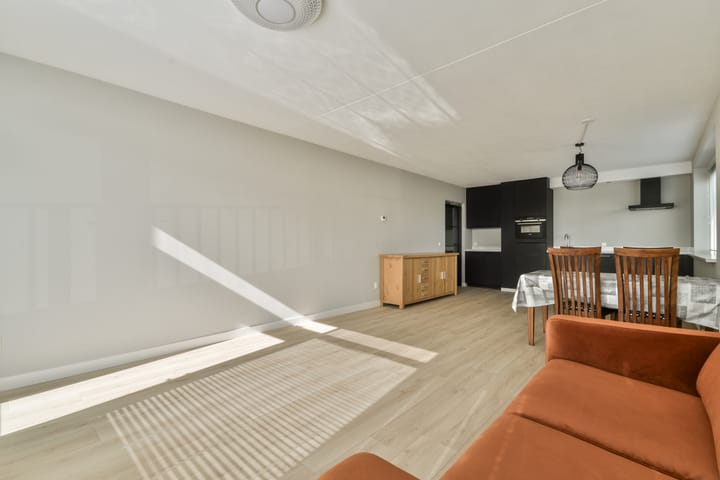 Foto 10 van Rosa Spierlaan 216