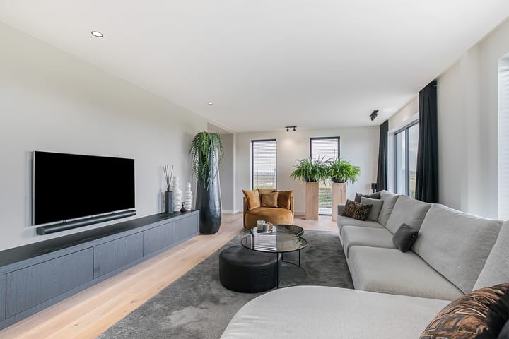 Photo 15 of Provincialeweg 3