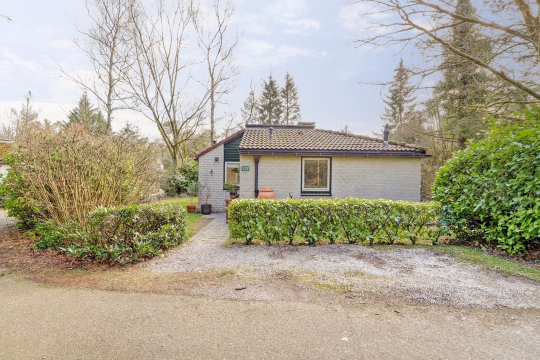 Foto 1 van Leuvenumseweg 120-328