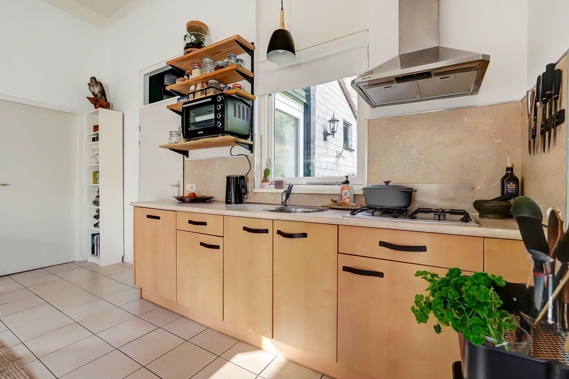 Foto 9 van Leuvenumseweg 120-328