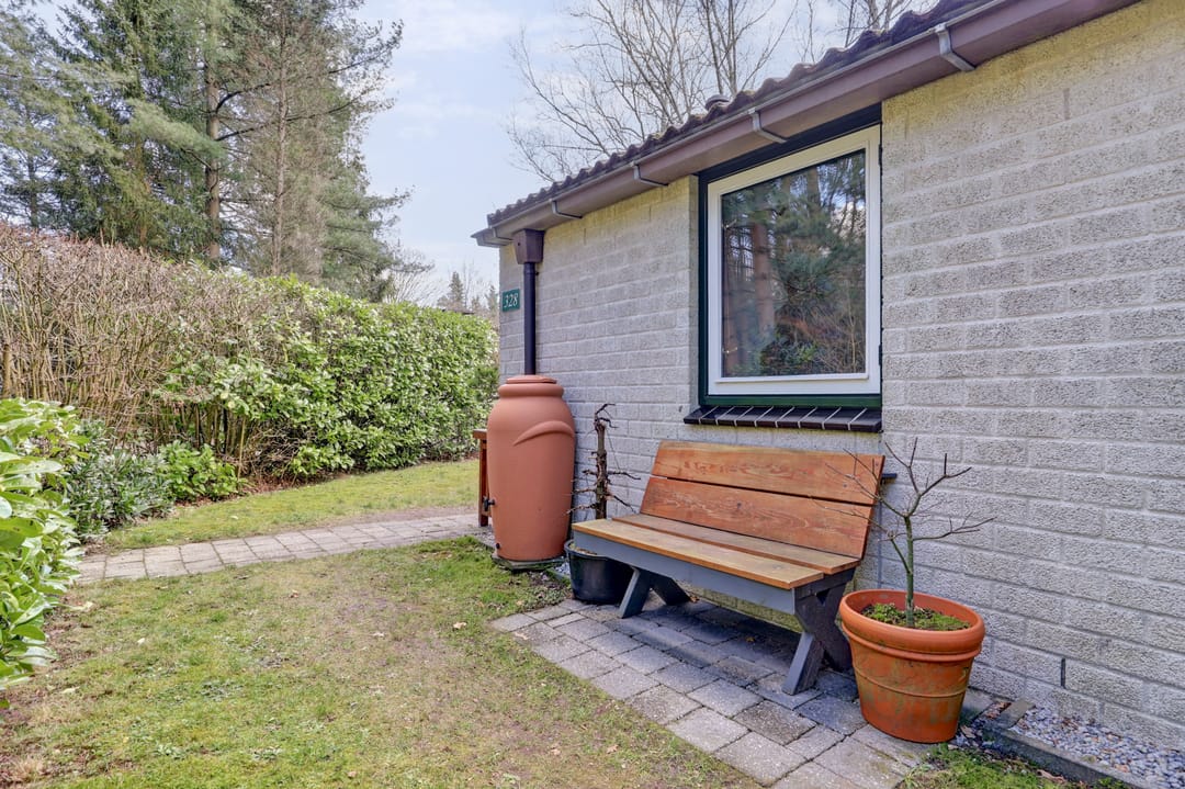 Foto 26 van Leuvenumseweg 120-328