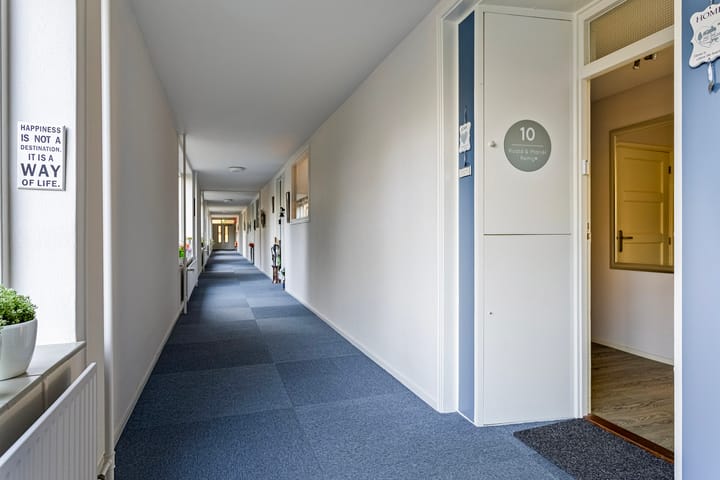 Foto 7 van Rozenhof 10