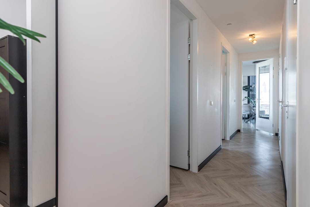 Foto 31 van C.T. Storklaan 565