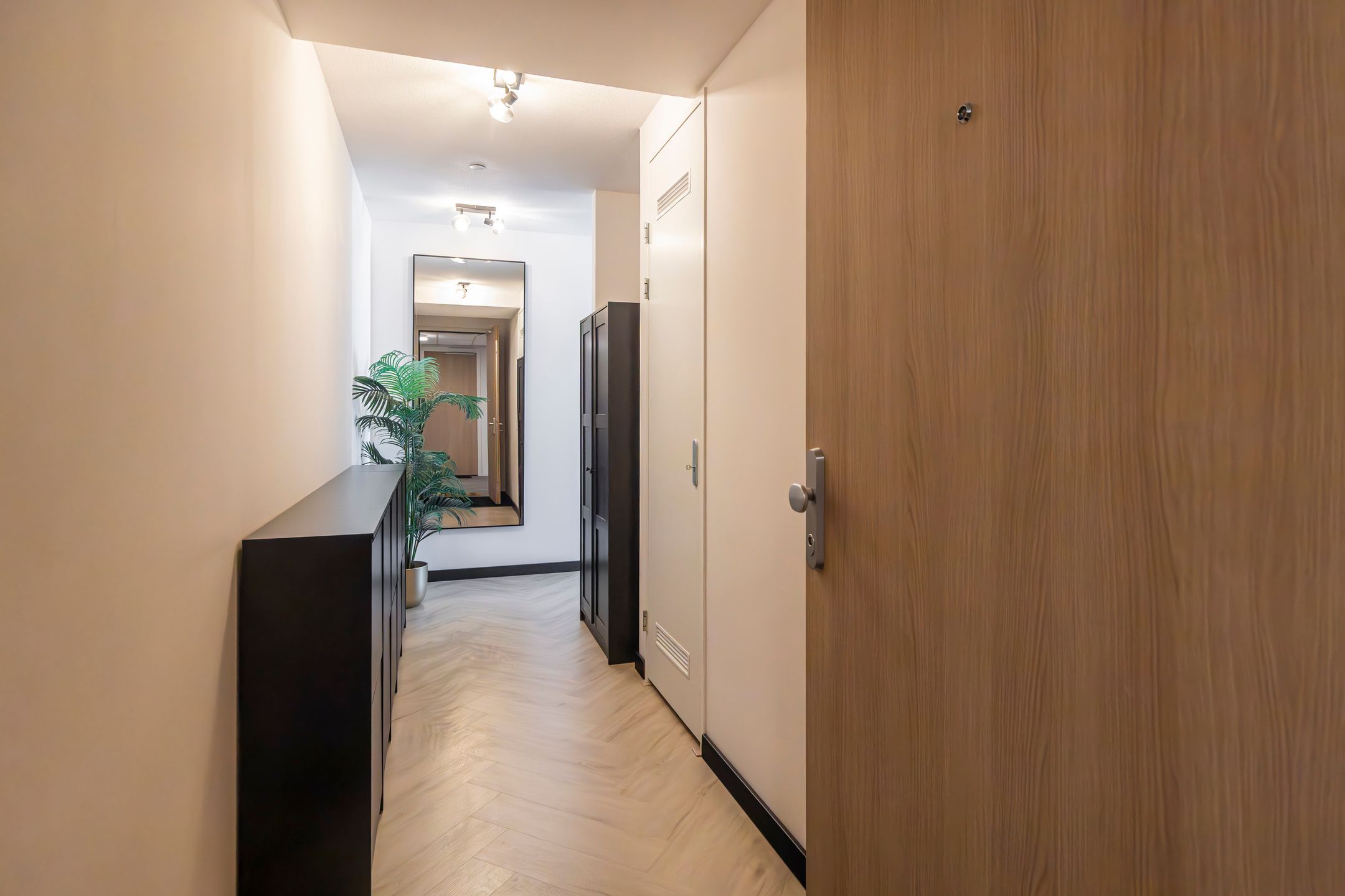 Foto 33 van C.T. Storklaan 565