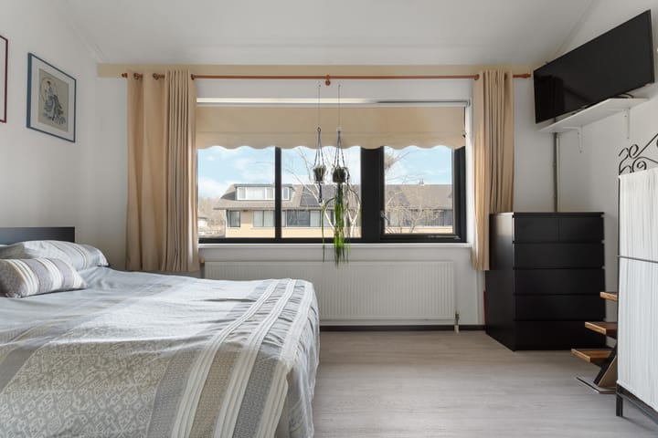 Photo 18 of Februaristraat 111