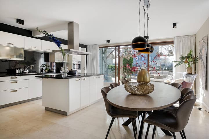 Foto 9 van Brandaris 94