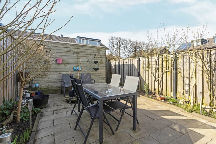 Photo 34 of Februaristraat 111