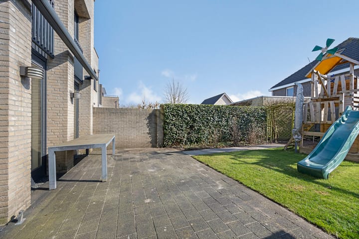 Foto 61 van Lieneke Willemenstraat 2