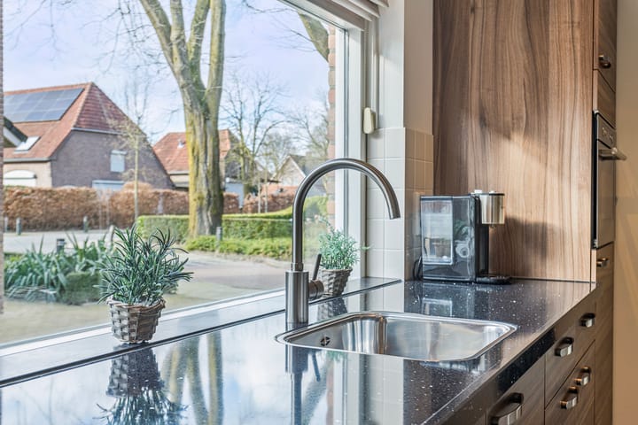 Foto 8 van Molenstraat 9