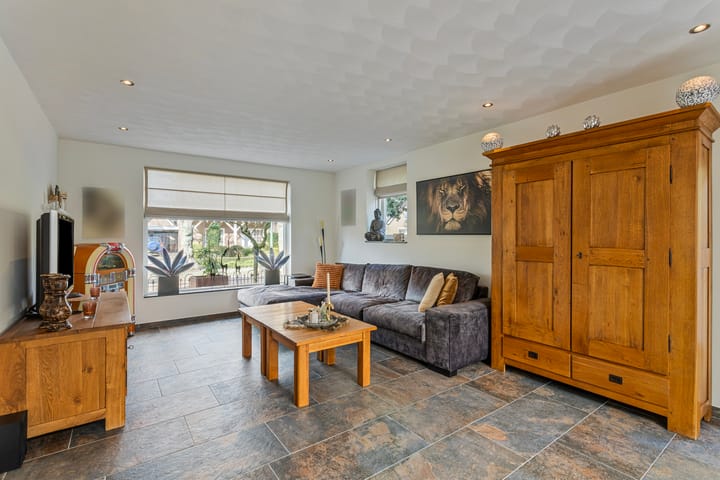 Foto 11 van Molenstraat 9