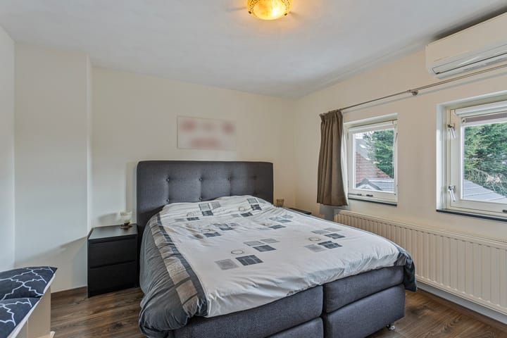 Foto 25 van Molenstraat 9