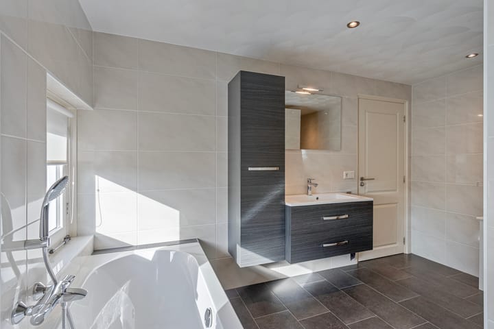 Foto 31 van Molenstraat 9