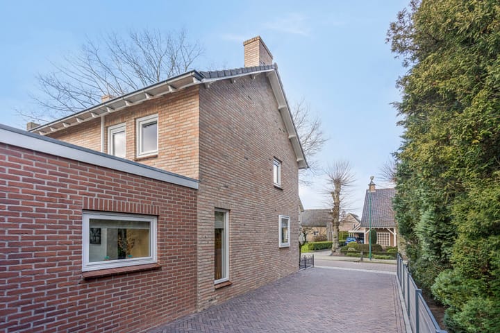 Foto 41 van Molenstraat 9