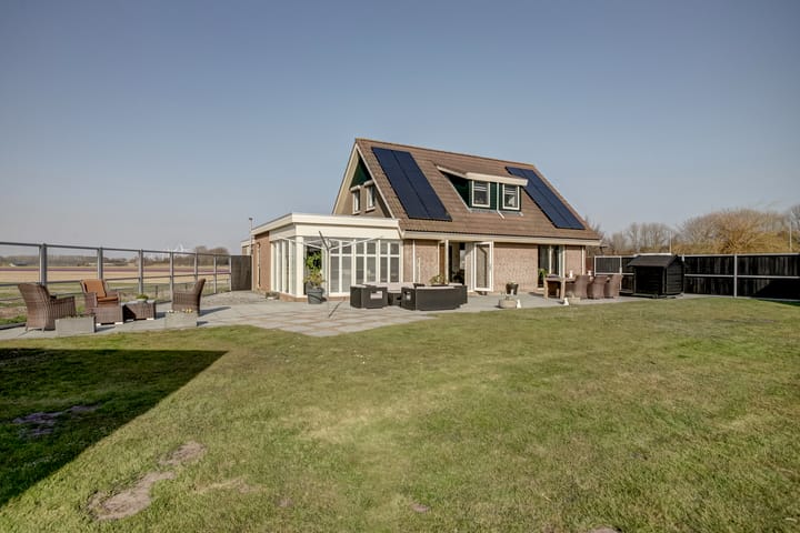 Photo 2 of Parallelweg 43