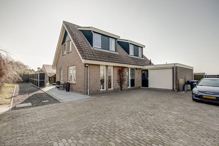 Photo 3 of Parallelweg 43