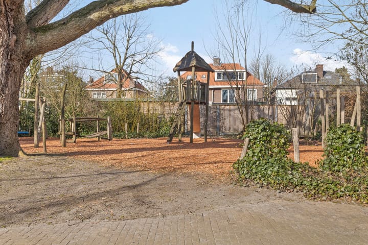 Foto 38 van Violenstraat 4