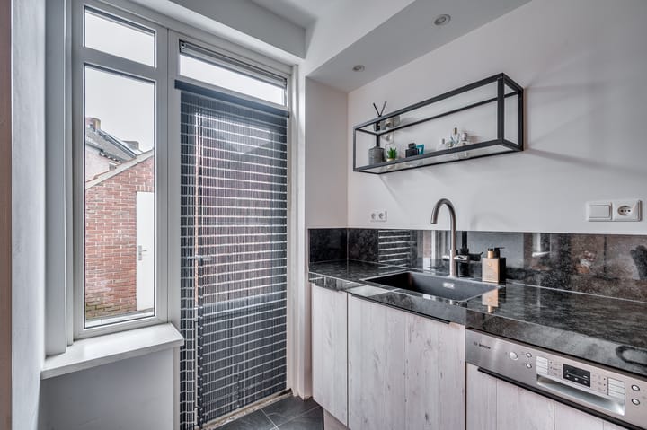 Foto 11 van Burgemeester Gommansstraat 164