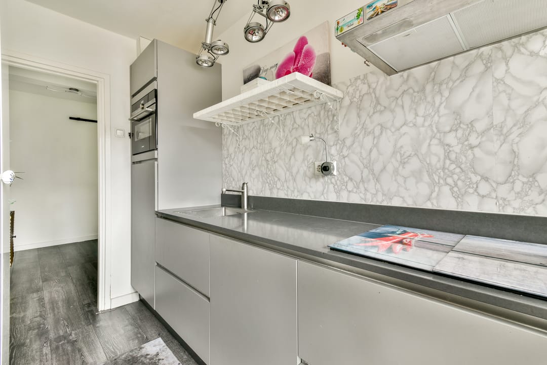 Photo 8 of Burgemeester van Alphenstraat 59-F2