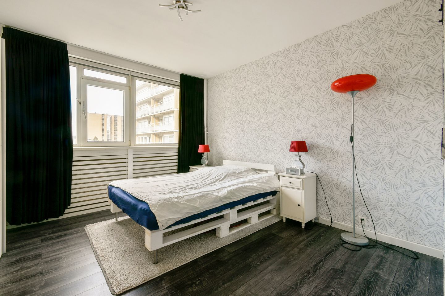 Photo 10 of Burgemeester van Alphenstraat 59-F2