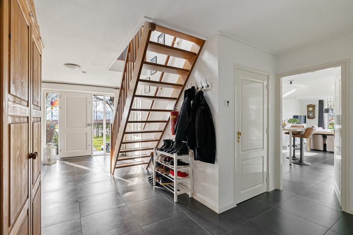 Photo 11 of Zuideinde 10