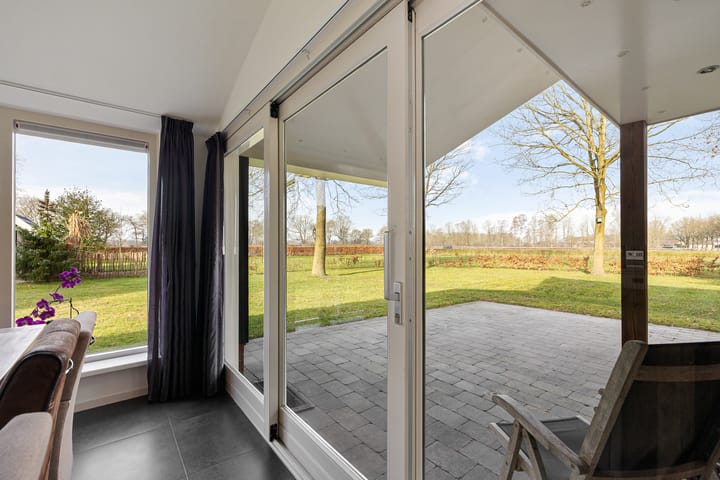 Photo 15 of Zuideinde 10