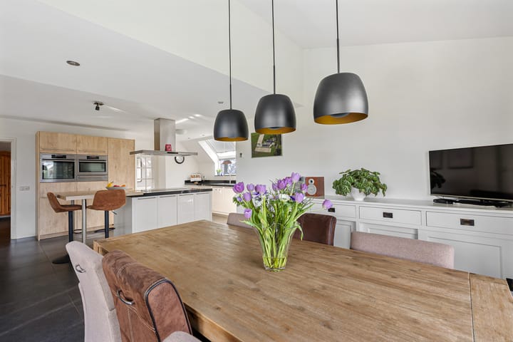 Photo 16 of Zuideinde 10