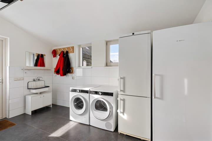 Photo 19 of Zuideinde 10