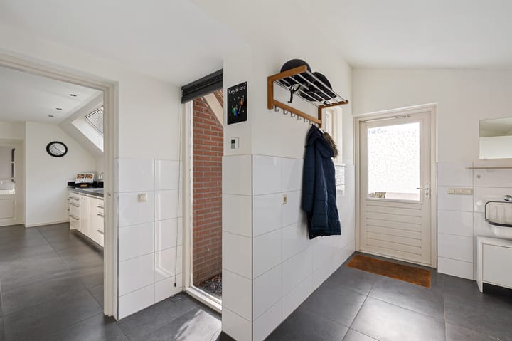 Photo 28 of Zuideinde 10