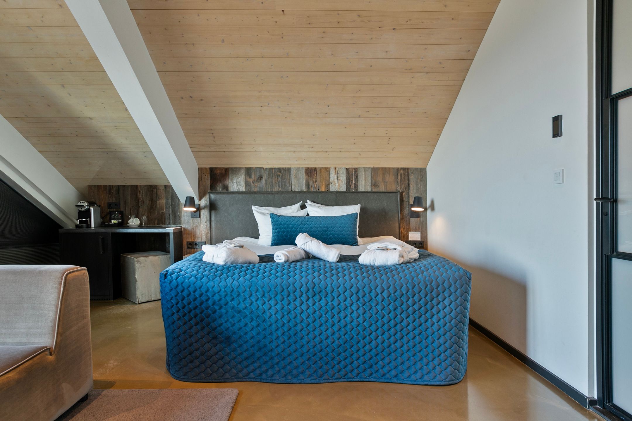 Foto 18 van Oesterdam 25-B