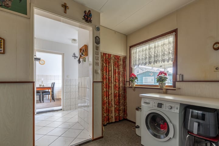 Foto 21 van Laanstraat 70