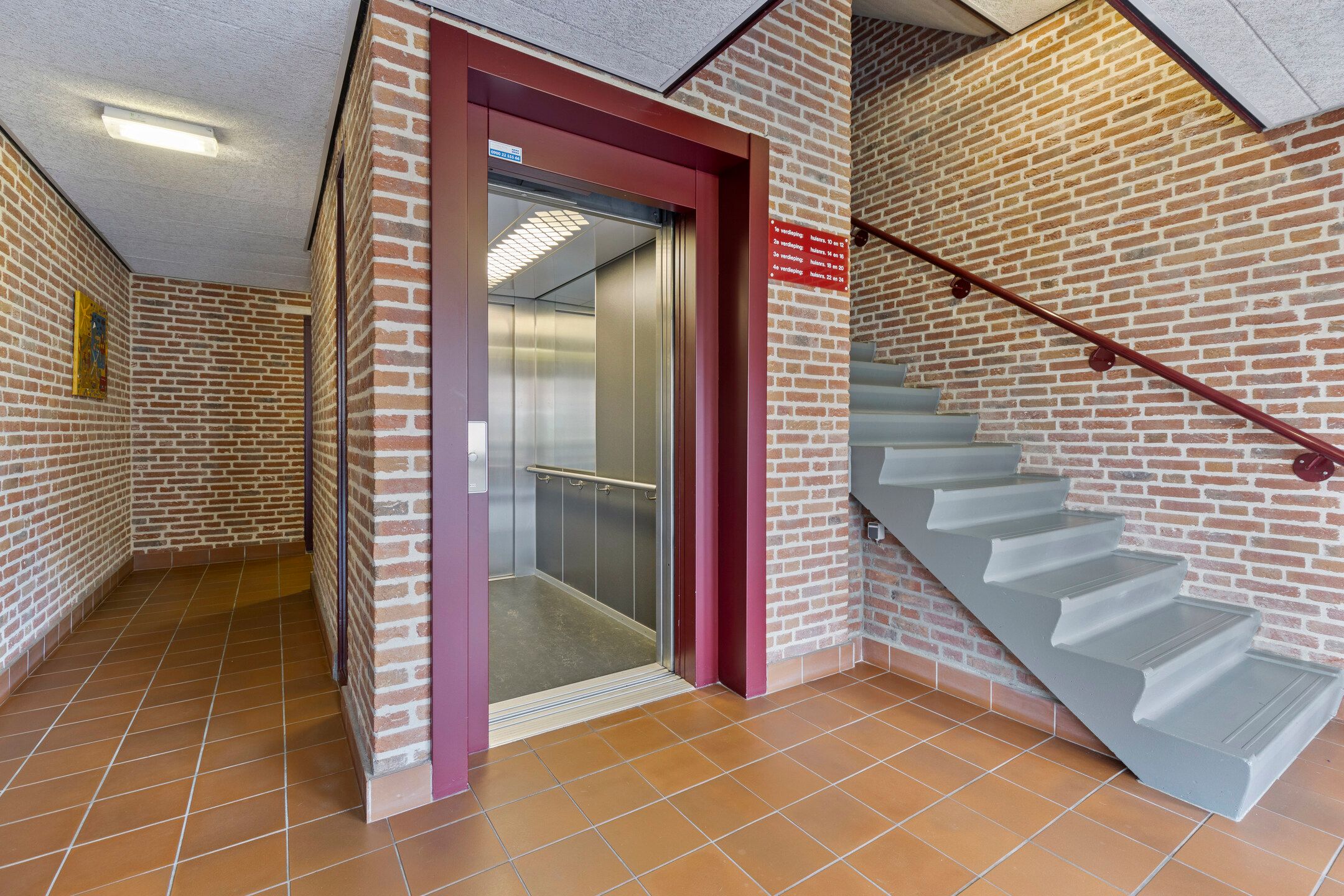 Photo 6 of Maasstraat 16