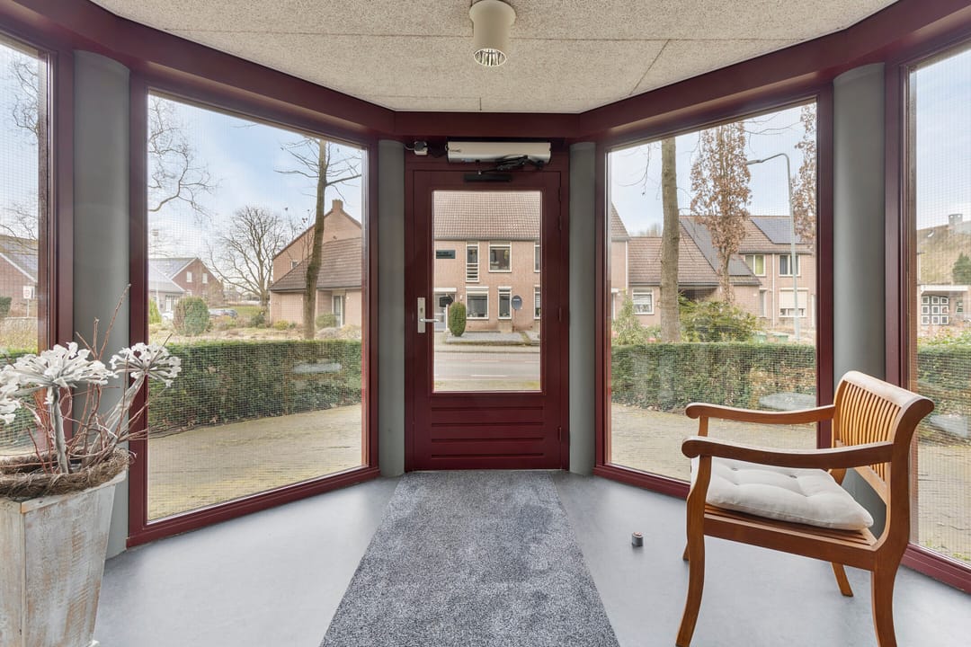 Photo 7 of Maasstraat 16