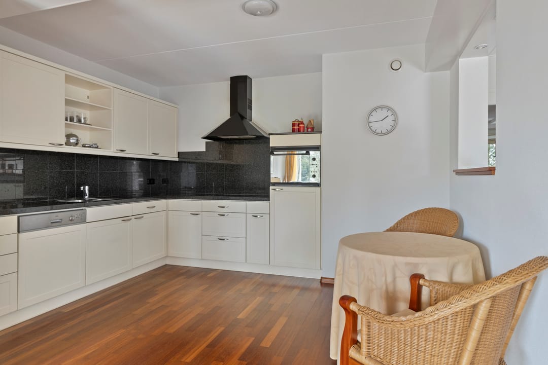 Photo 22 of Maasstraat 16