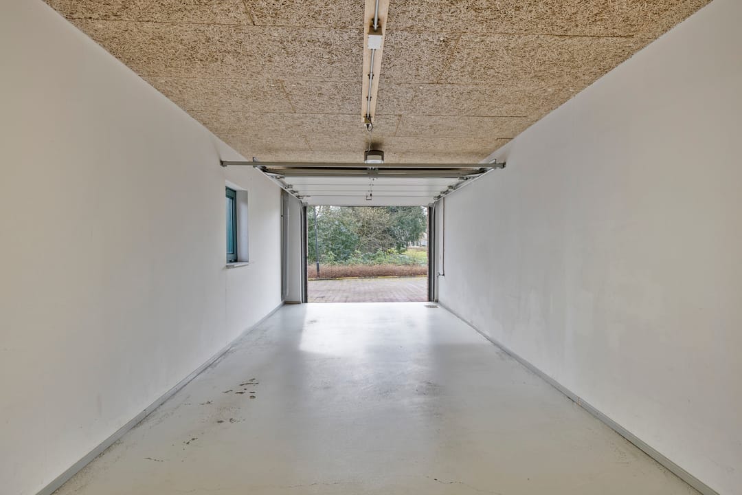 Photo 43 of Maasstraat 16