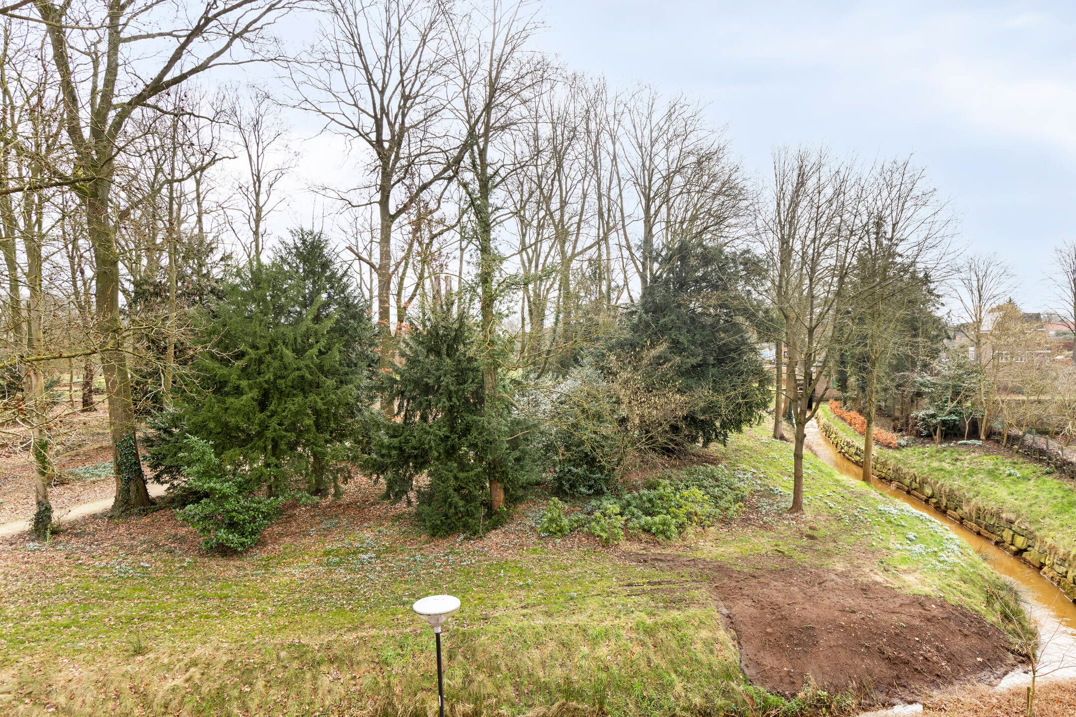 Photo 45 of Maasstraat 16