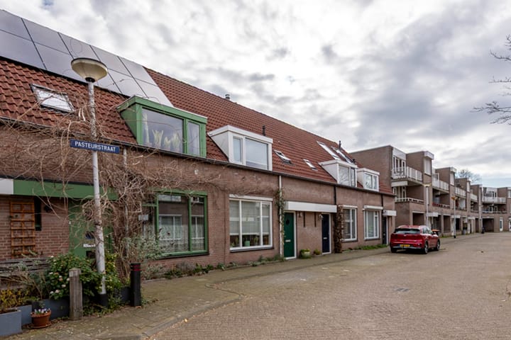 Foto 38 van Pasteurstraat 24