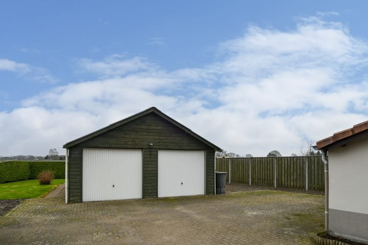 Foto 26 van Helenaveenseweg 84