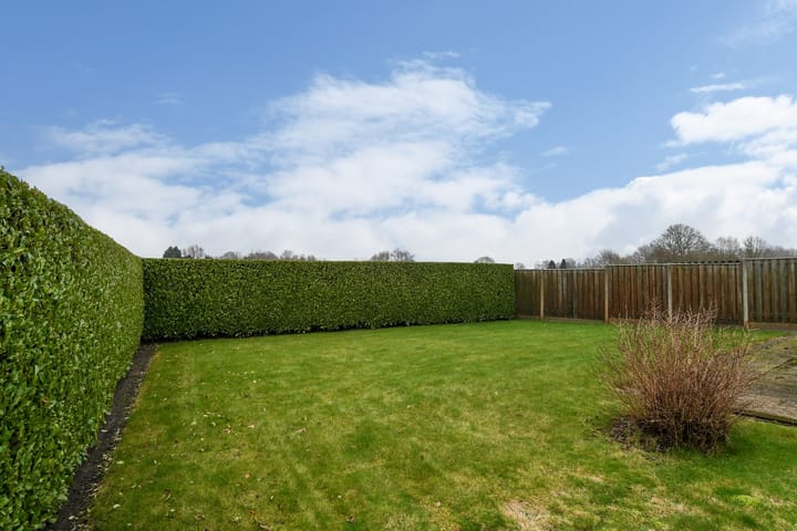 Foto 28 van Helenaveenseweg 84