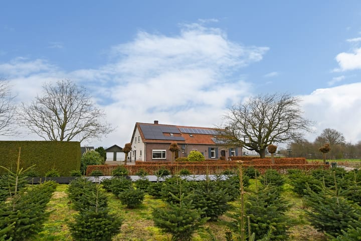 Foto 33 van Helenaveenseweg 84