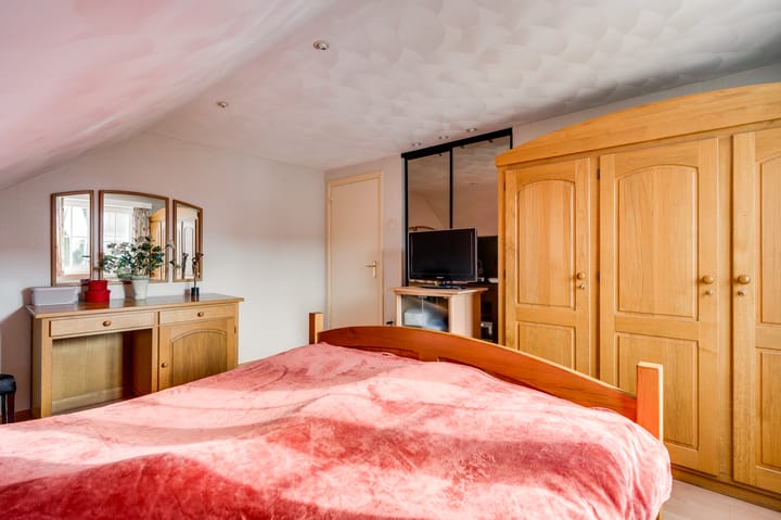 Photo 31 of Burgemeester Hoebersstraat 17