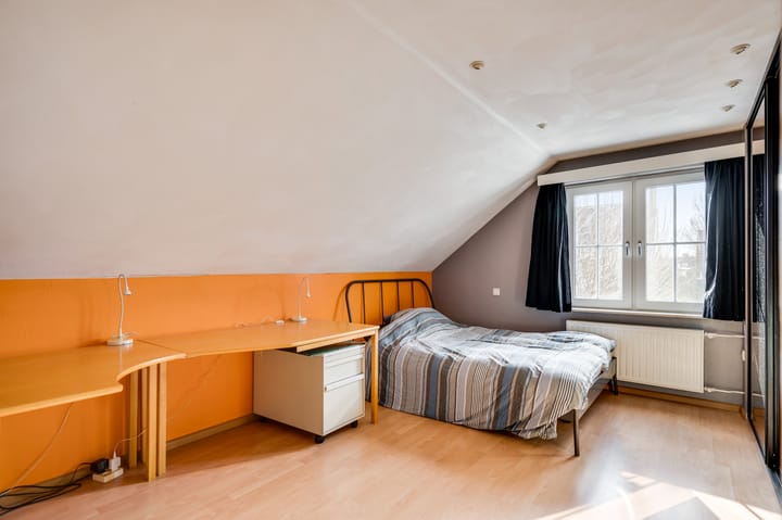 Photo 32 of Burgemeester Hoebersstraat 17