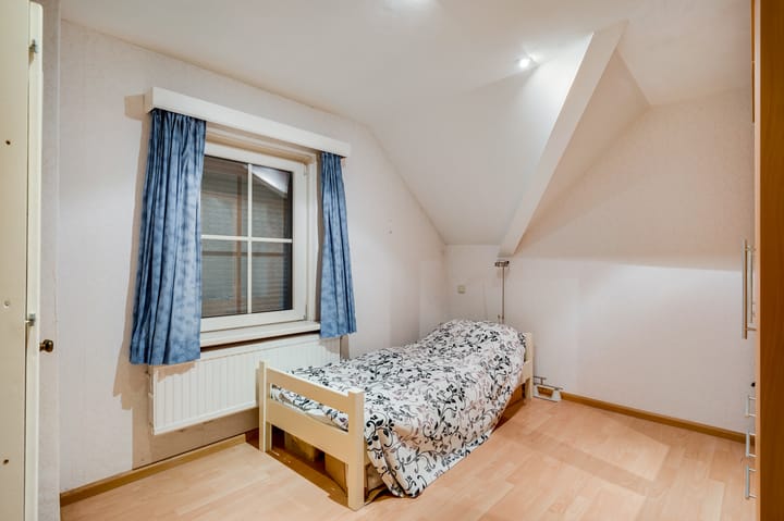 Photo 35 of Burgemeester Hoebersstraat 17