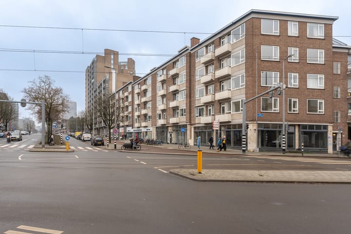 Admiraal de Ruyterweg 33-A