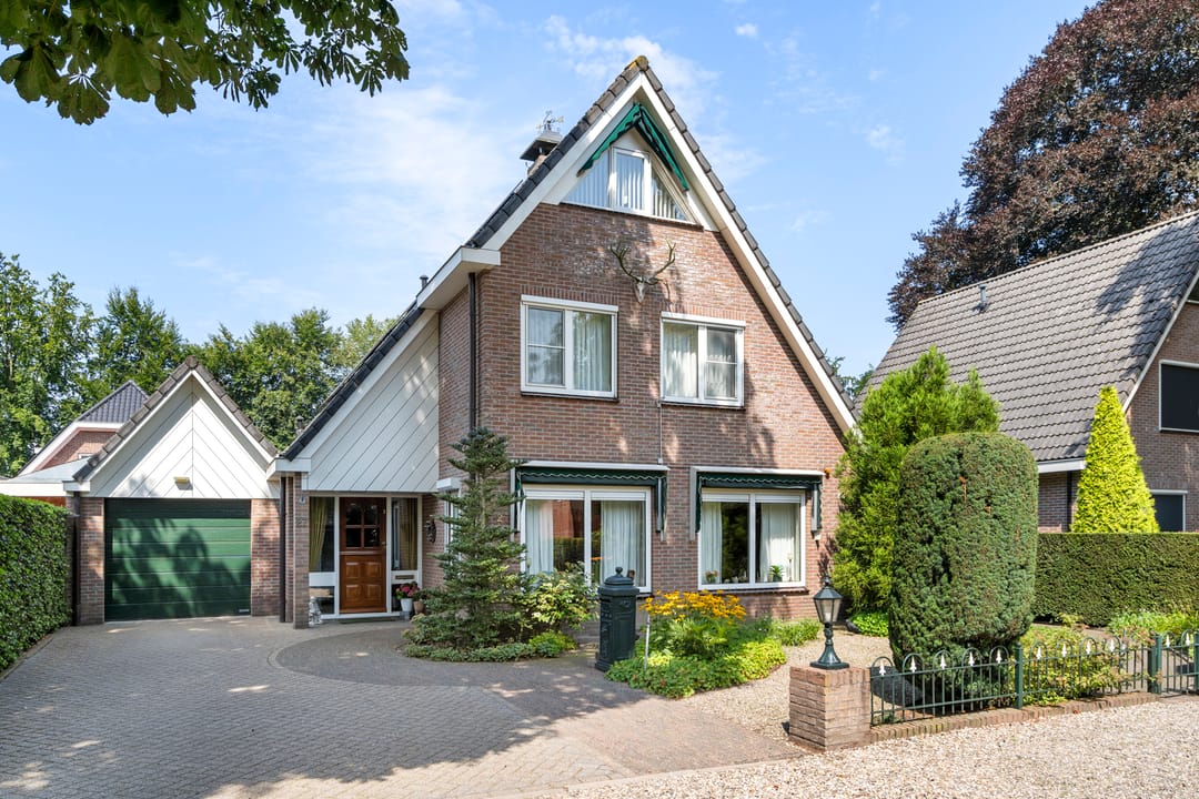 Photo 1 of Kastanjelaan Oost 27