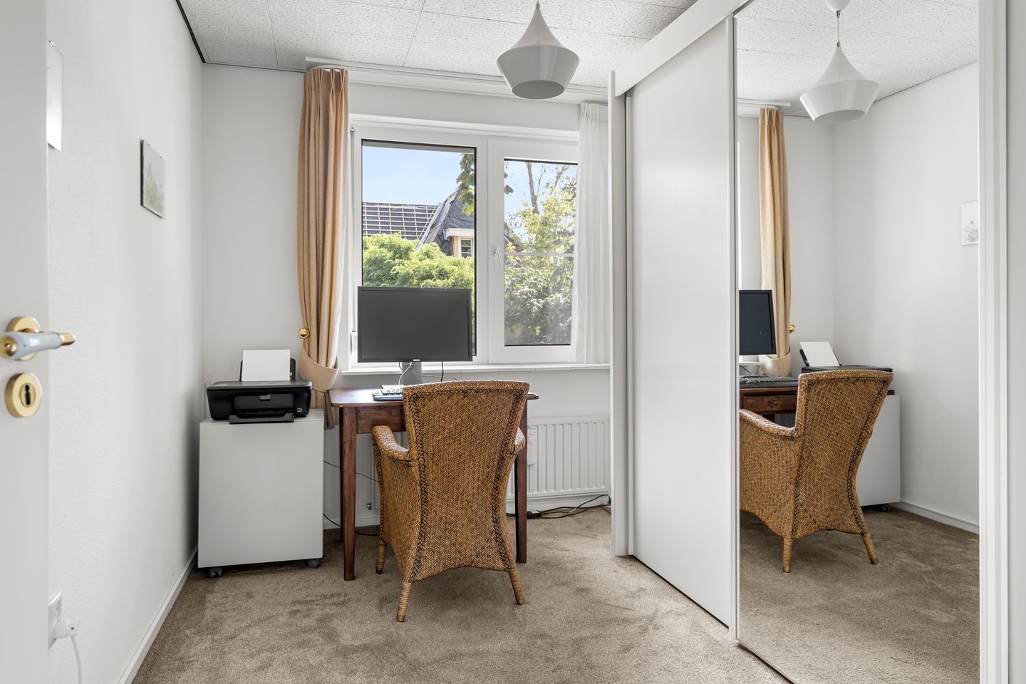 Photo 34 of Kastanjelaan Oost 27