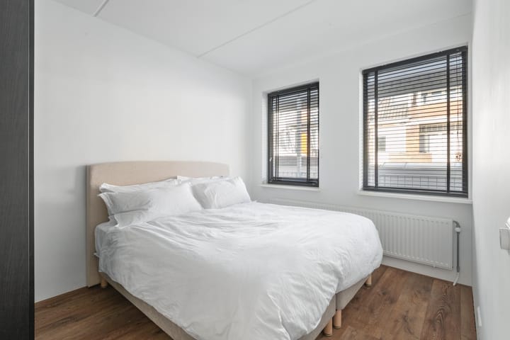 Foto 4 van Baanstraat 32-E