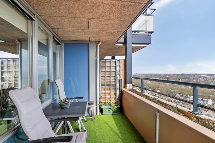 Foto 2 van Eemstein 312